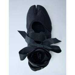 Air Rift Sneakers