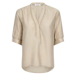 AviCC Lace SS V-Blouse