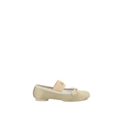 Ballerines brodées avec talon bloc en cuir