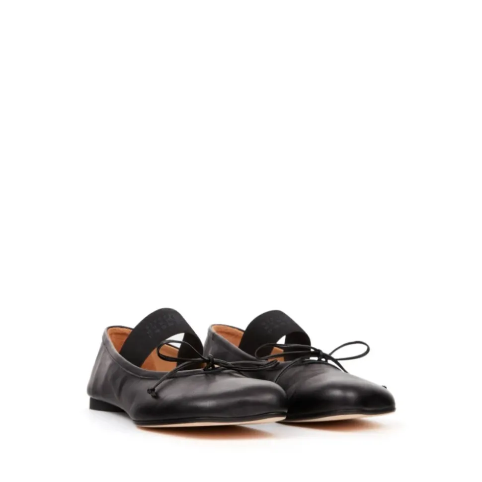 Ballerines plates en cuir avec
