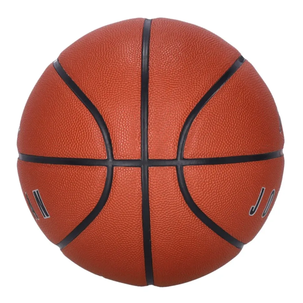 Ballon de Basketball Legacy 2.0 8P