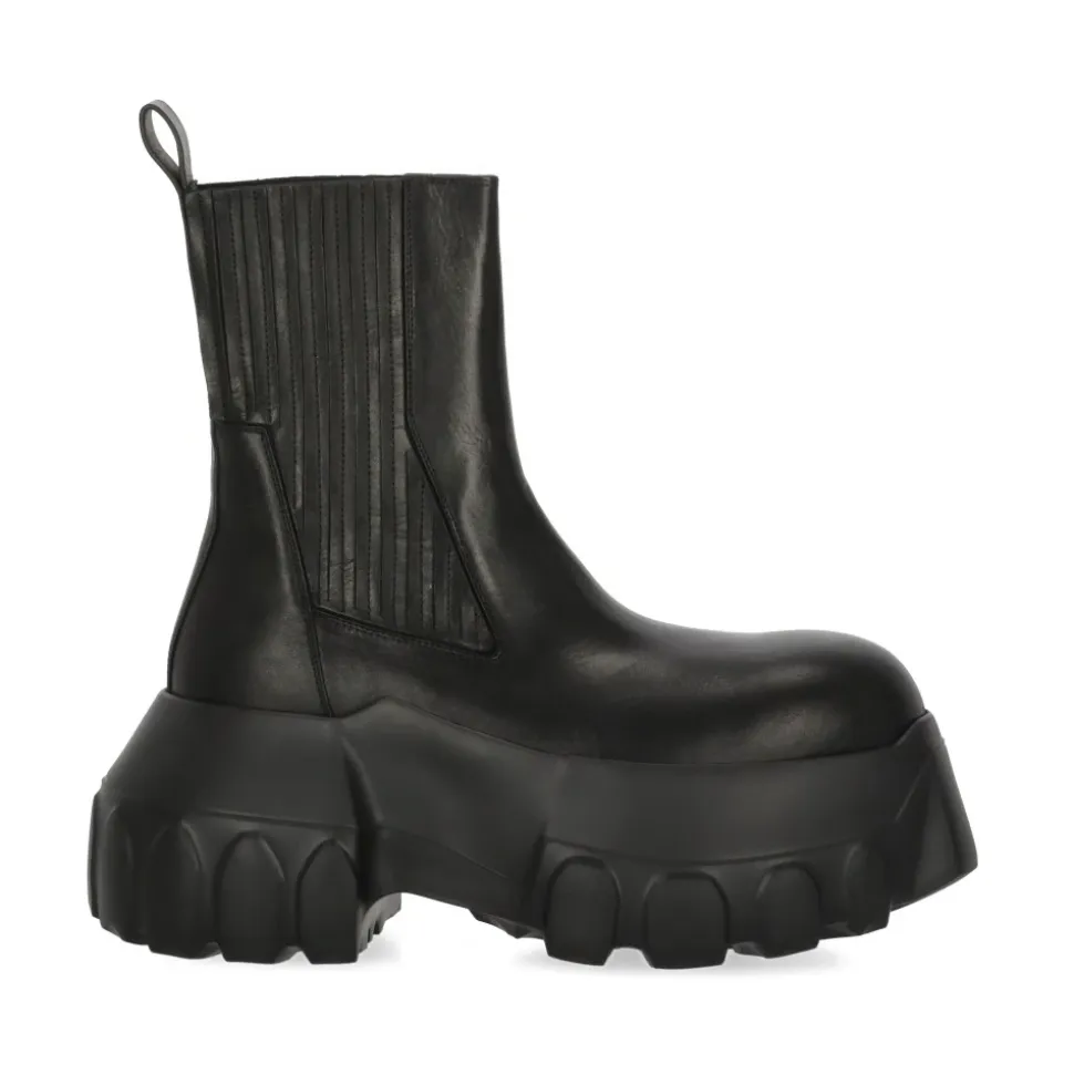 Beatle Mega Tractor Boots