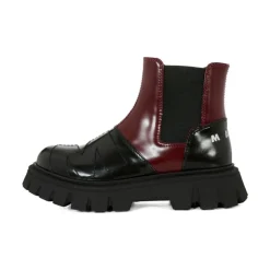 82046 Botte en cuir à panneaux