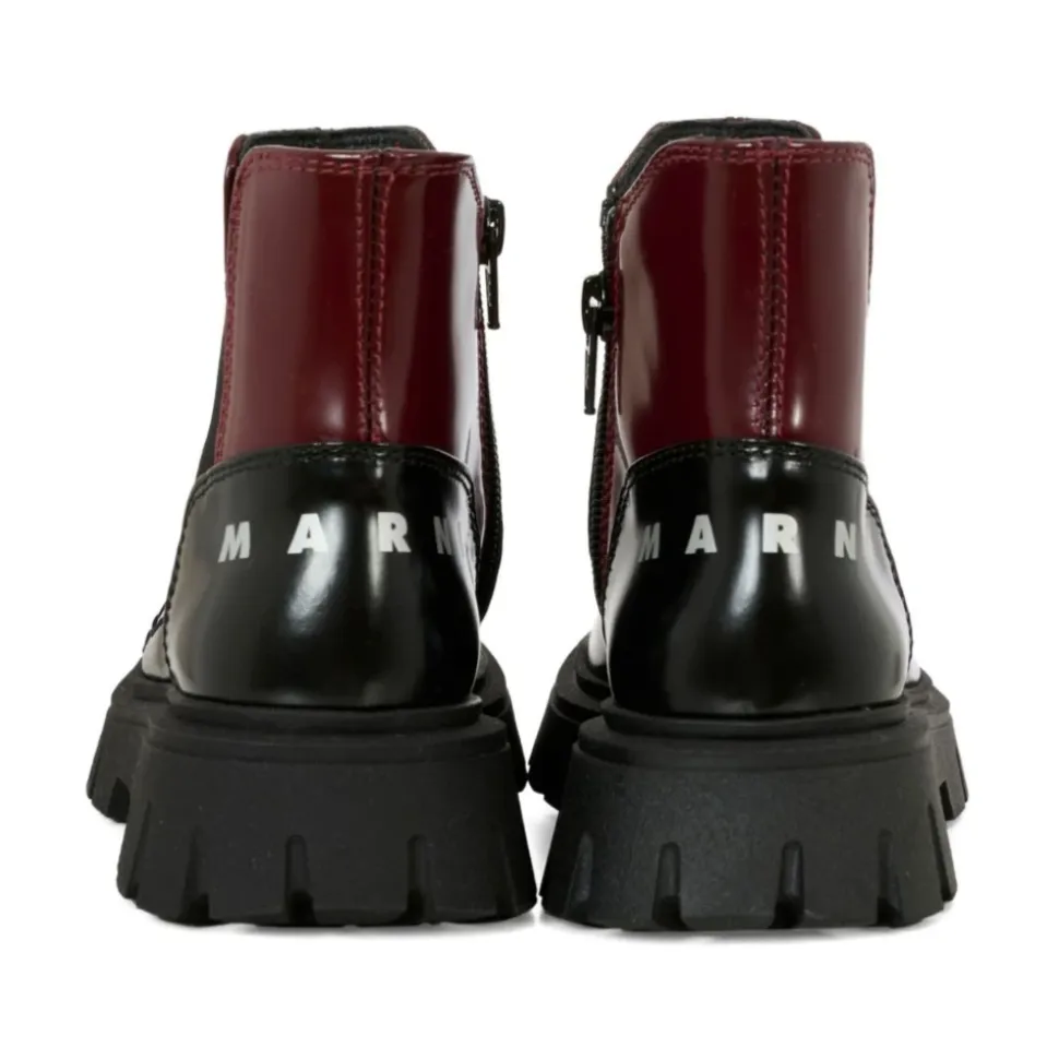82046 Botte en cuir à panneaux