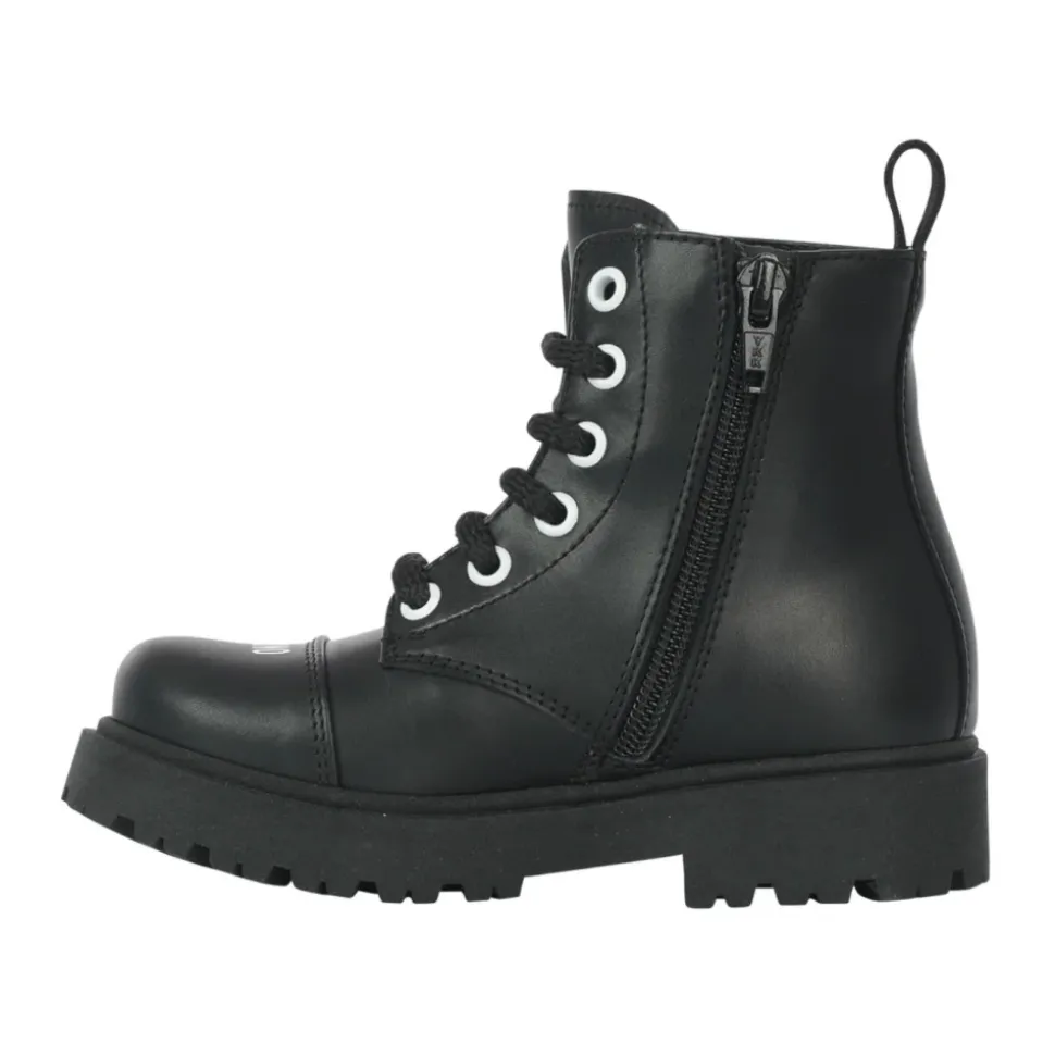 Bottes Noires VAR.01