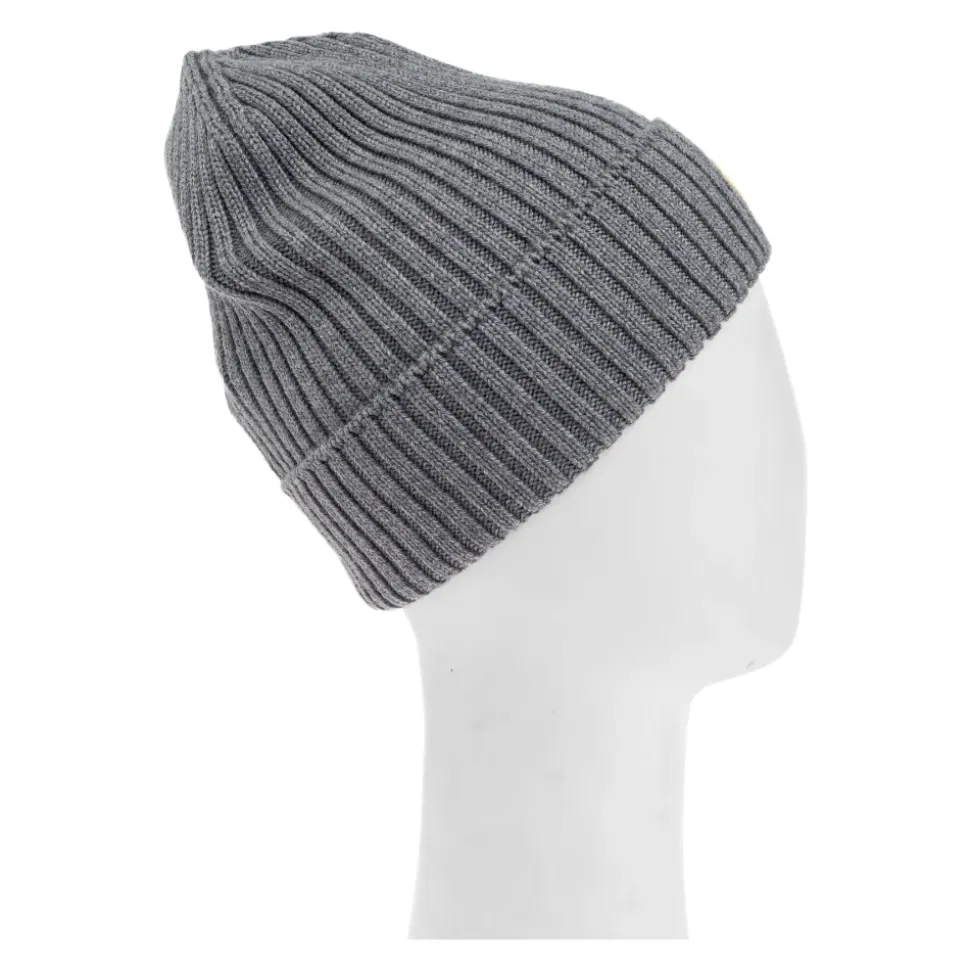 Casquette avec écusson logo