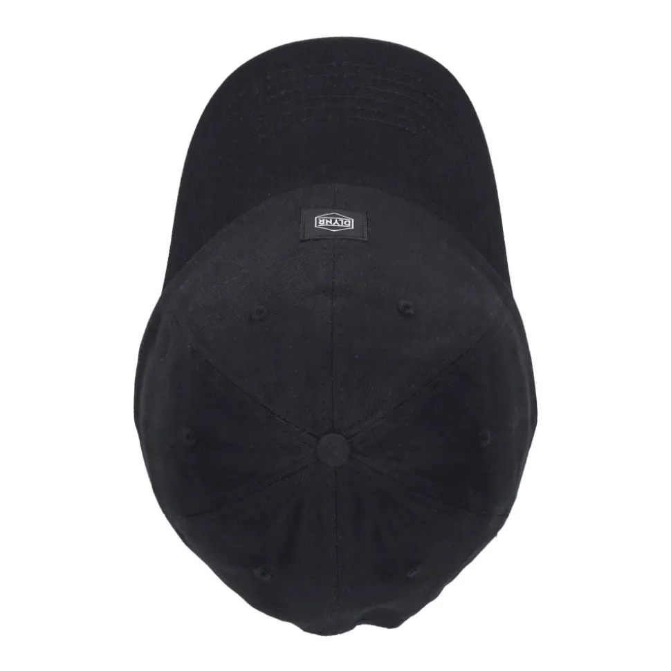 Casquette noire à visière courbée et logo
