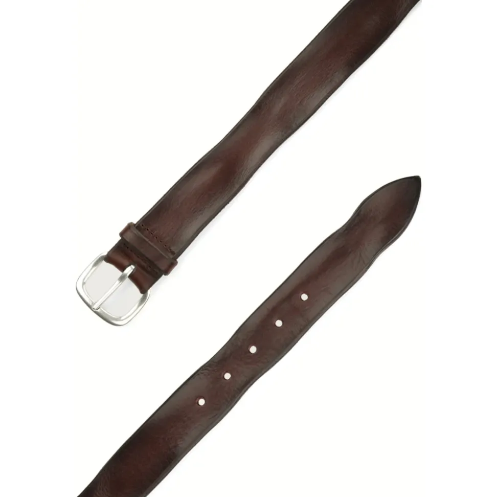 Ceinture en cuir avec boucle argentée