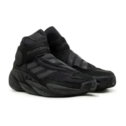 Chaussure de basket 0 à 60