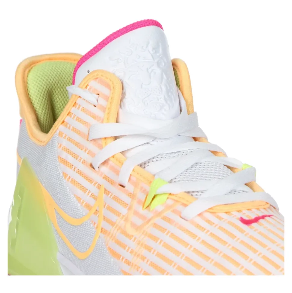 Chaussure de basketball Lebron Witness 6