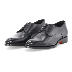 Chaussure à lacets