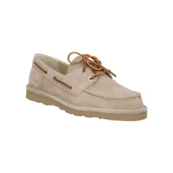 Chaussure à lacets