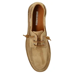Chaussures bateau néoclassiques