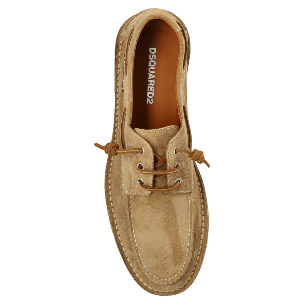 Chaussures bateau néoclassiques