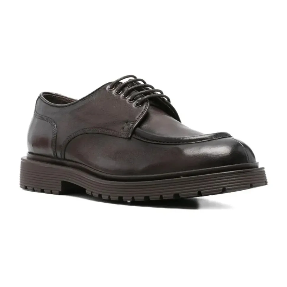 Chaussures à lacets en cuir