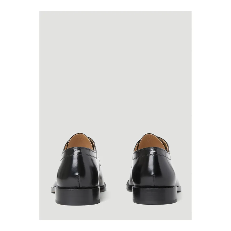 Chaussures Tabi en cuir poli à lacets