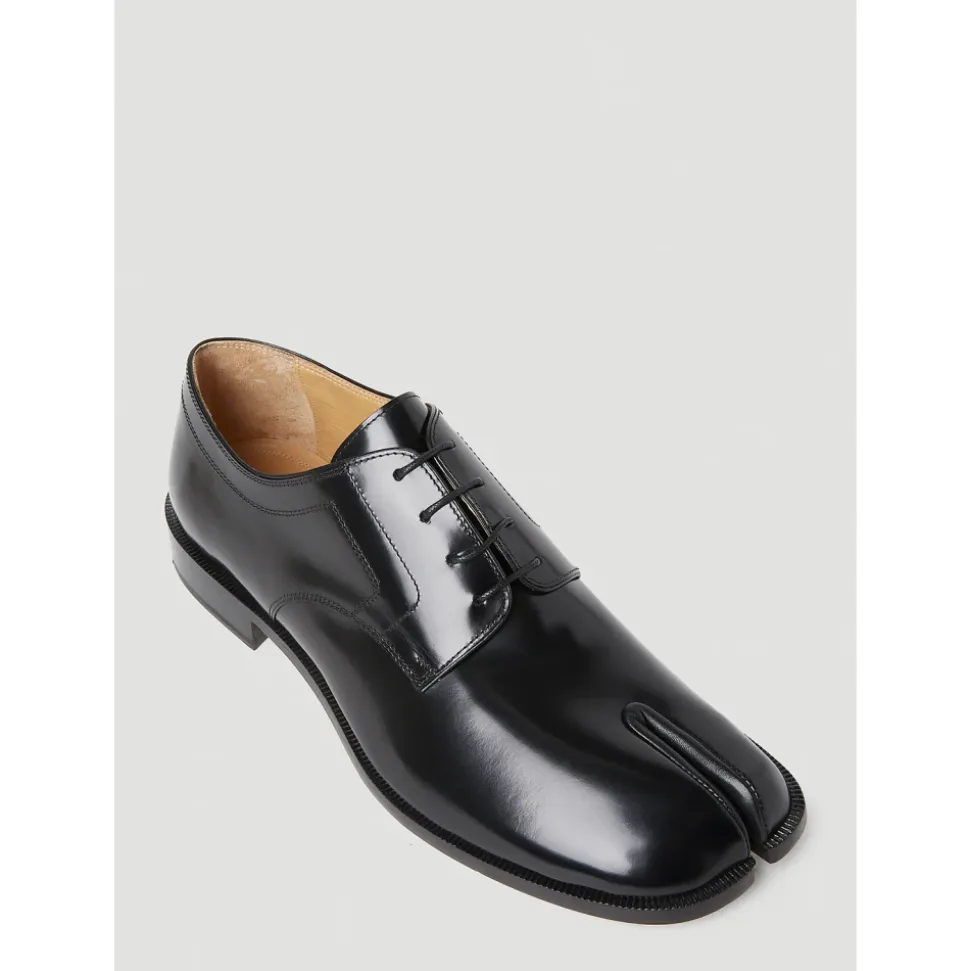 Chaussures Tabi en cuir poli à lacets