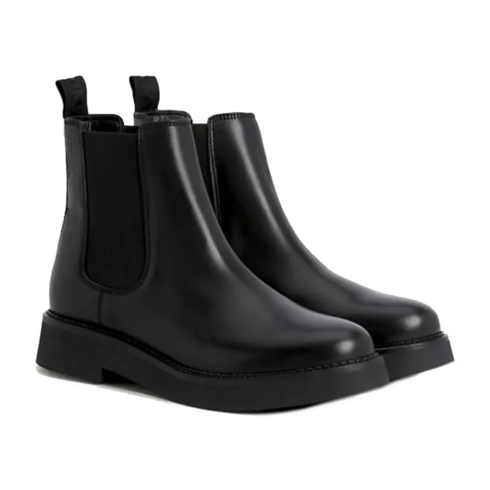 Chelsea Boots