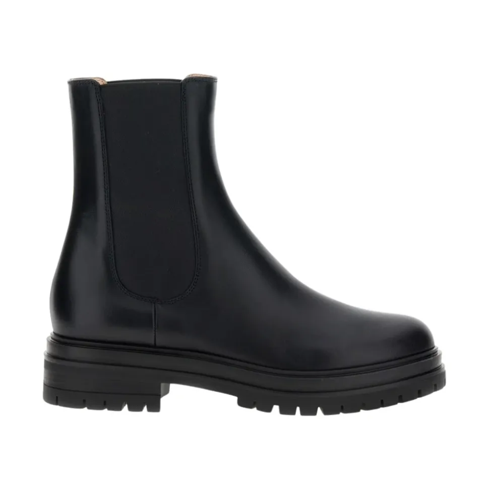 Chelsea Boots