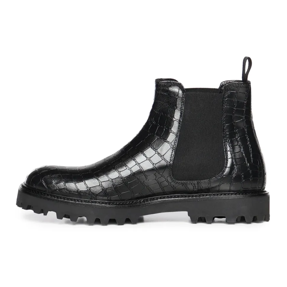 Chelsea Boots