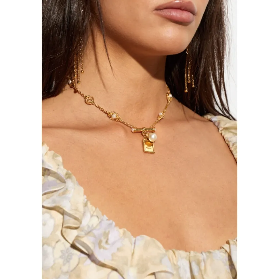 Collier avec perles