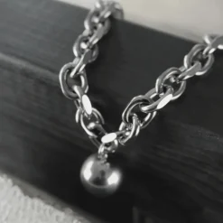 Collier Imperméable Géométrique Audacieux