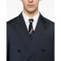Costume croisé