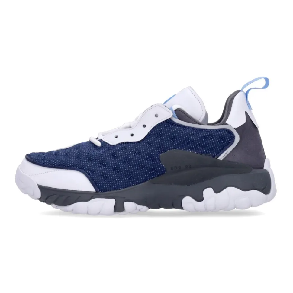 Delta 2x Clot Low Shoe Collaboration