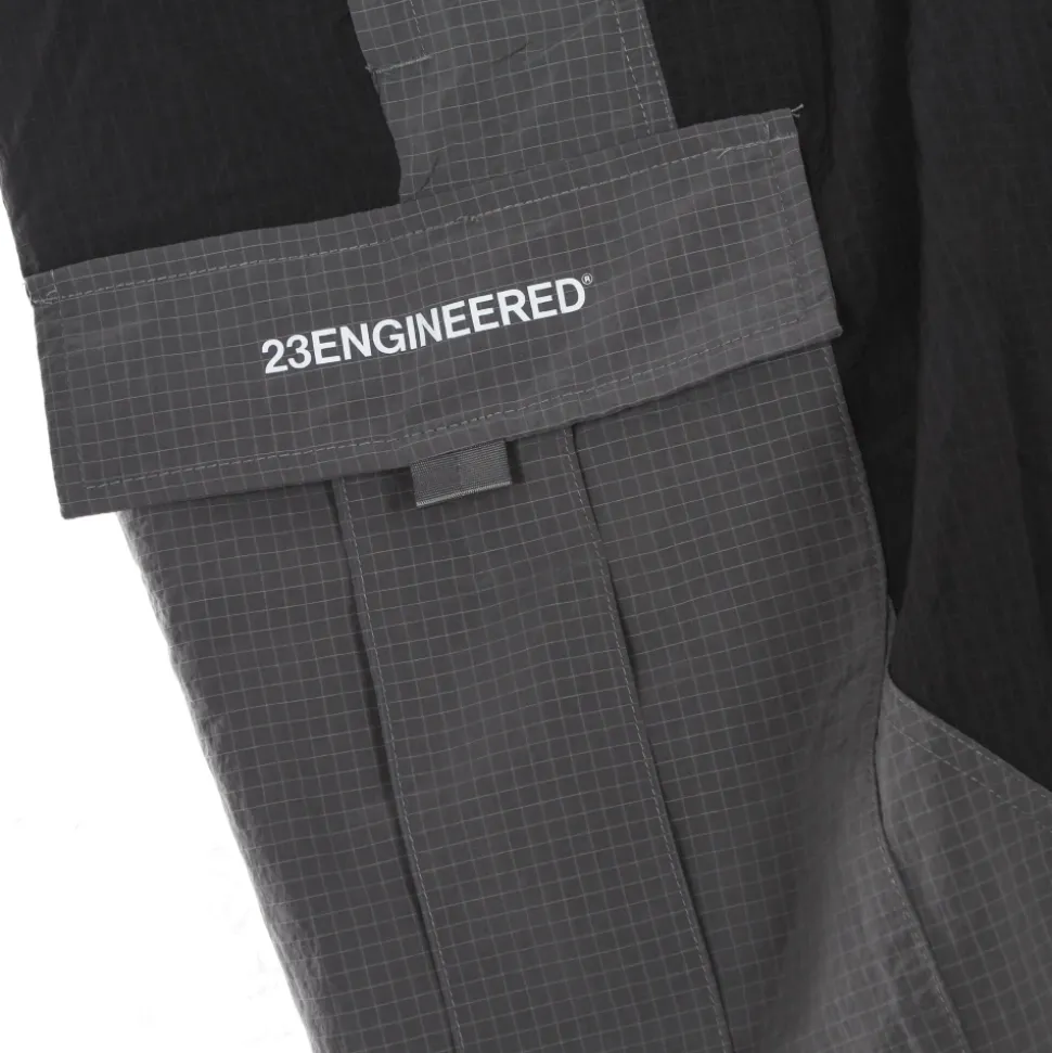 23 Engineered Woven Pant
