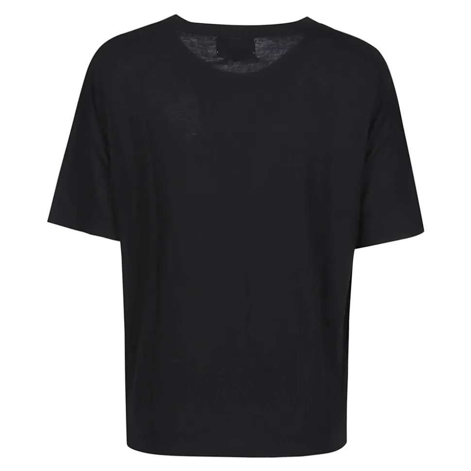 Ezra Classic Fit T-Shirt