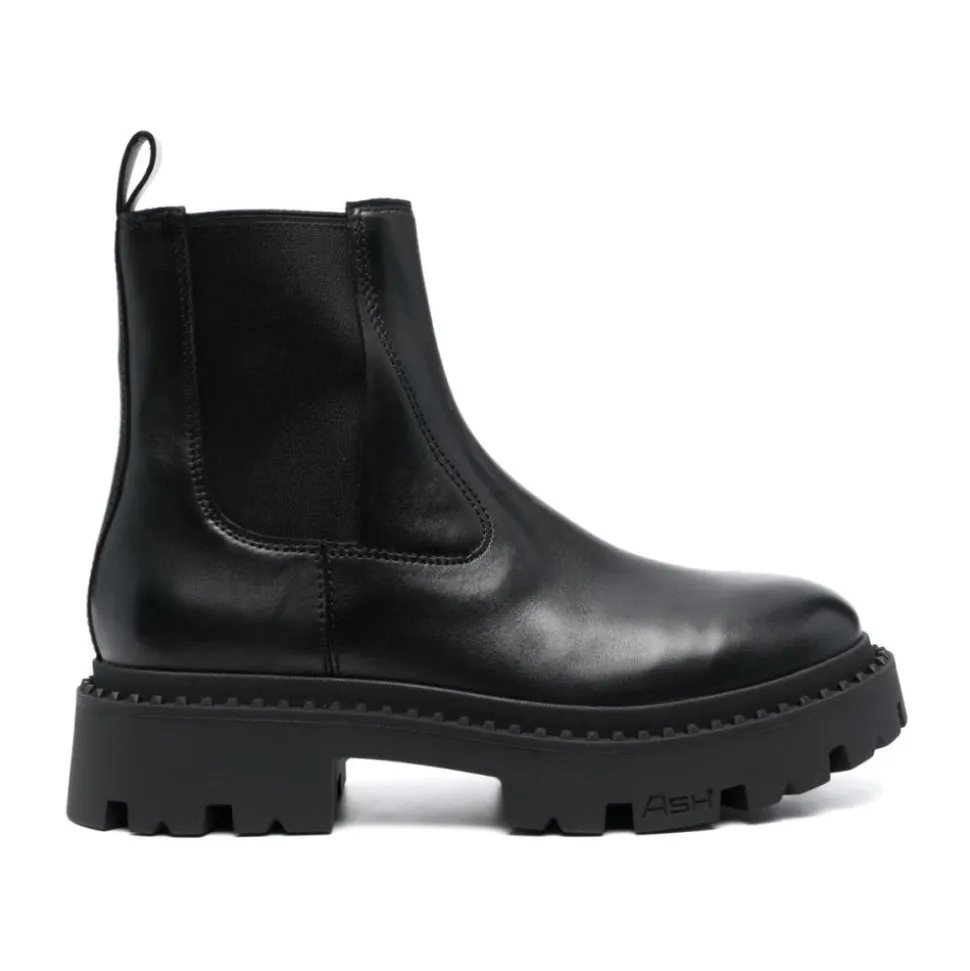Genesis Studs Chelsea Boot