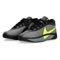 Giannis Freak 6 Chaussures de Basket Noir
