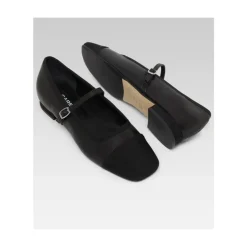 Gisele Ballerinas