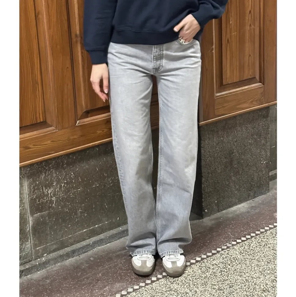 Hugh Jeans