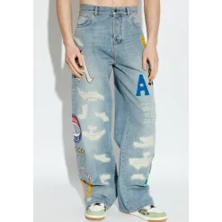Jeans avec des patchs