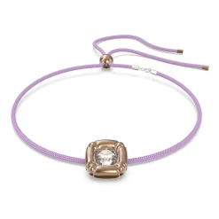 Élégant collier avec pendentif coussin