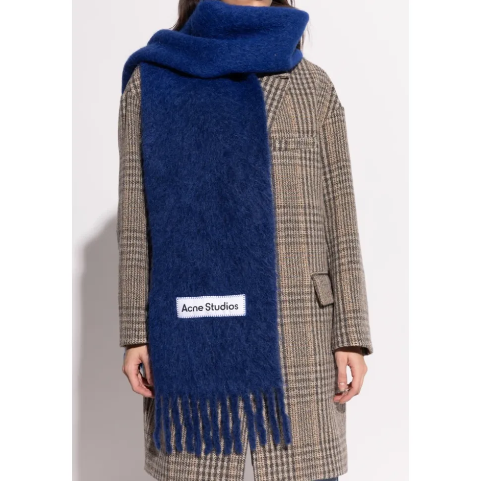 Logo Scarf