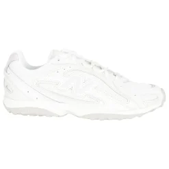 204L Sneakers