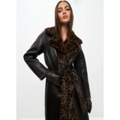 Manteau Long d`Hiver Réversible en Fausse Fourrure