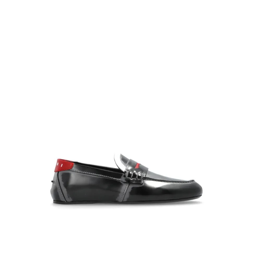 Mocassin en cuir avec languette logo
