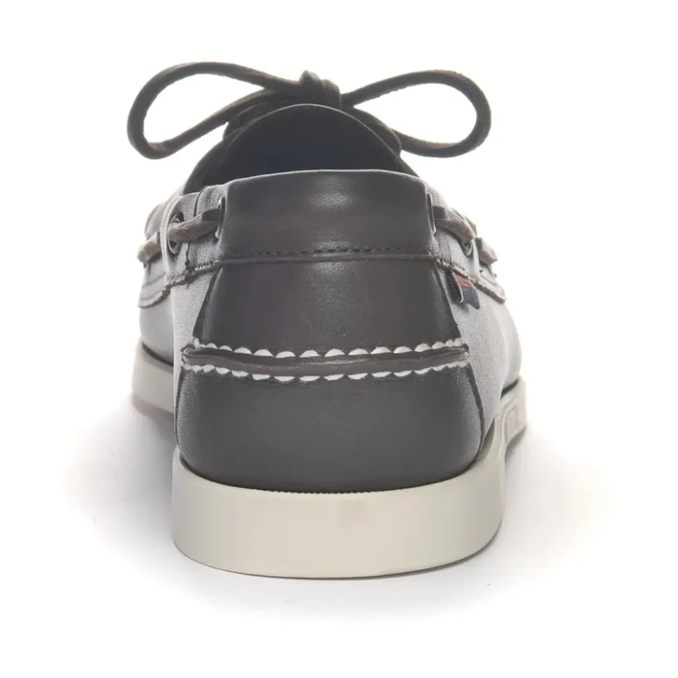 Mocassin en cuir fait main Docksides