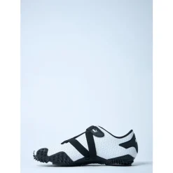 Mostro Perf Sneakers