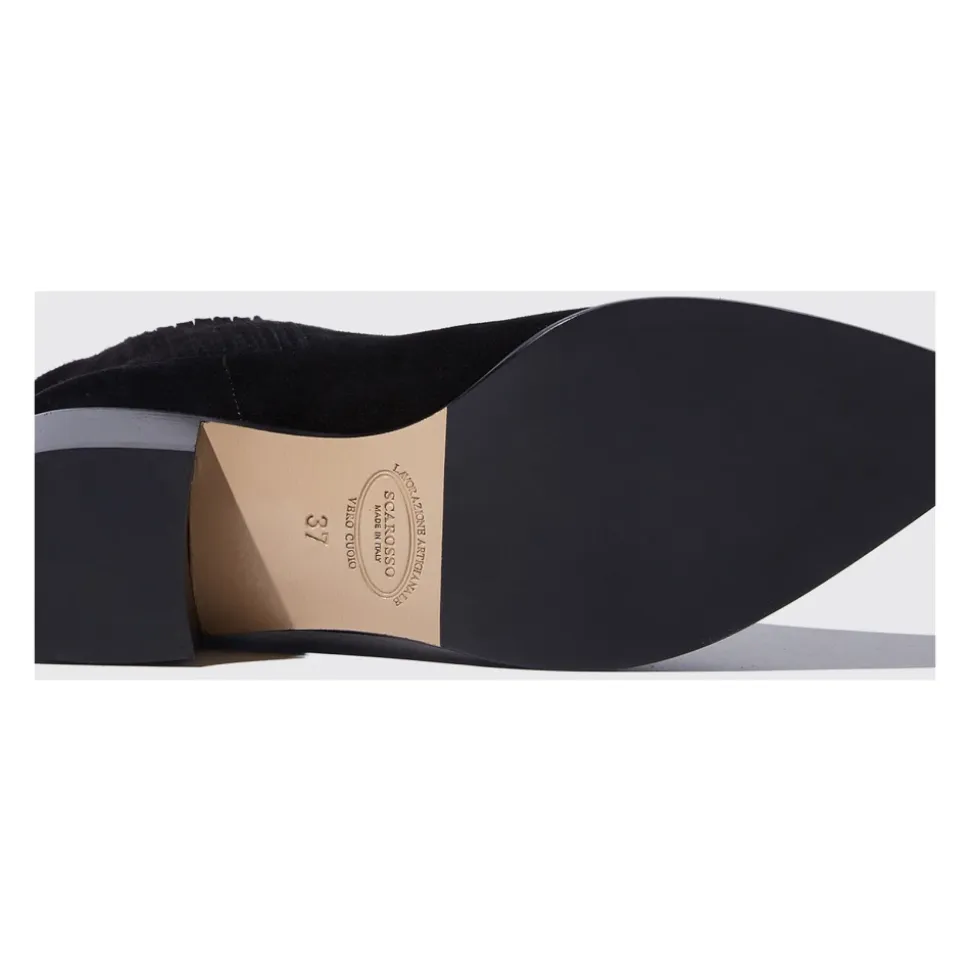 Olivia Bottes en Daim