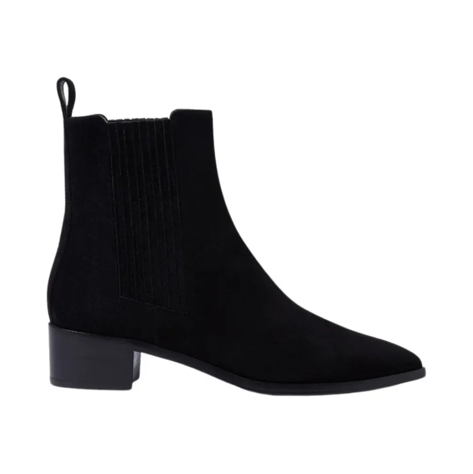 Olivia Bottes en Daim