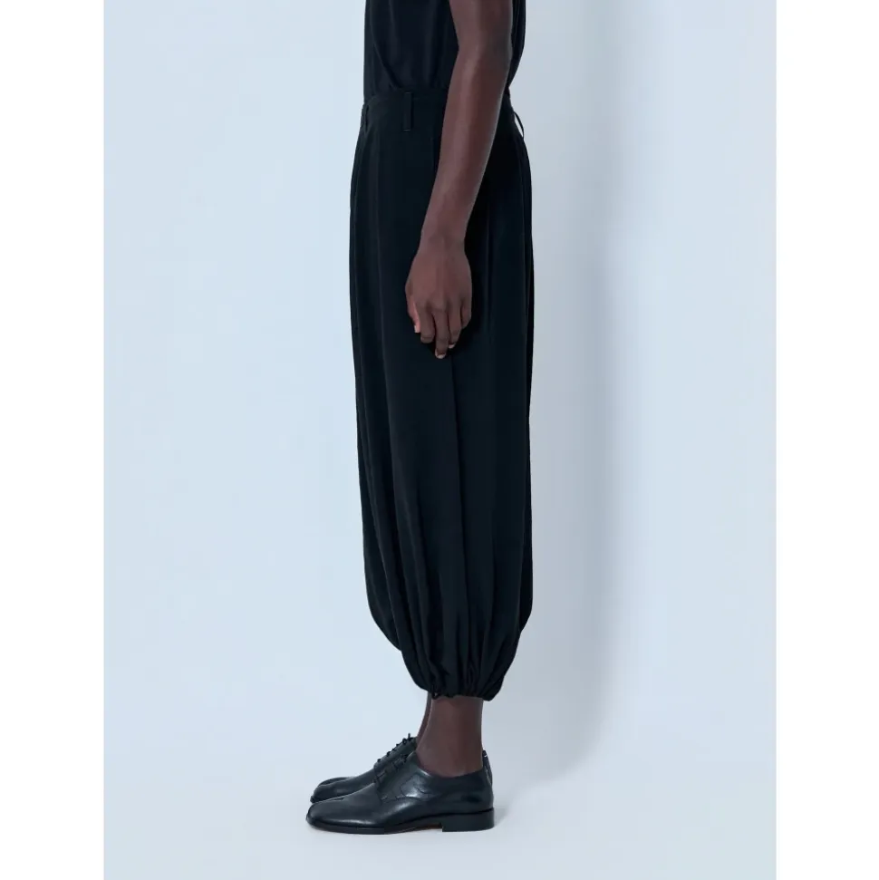 Pantalon ample à entrejambe abaissé