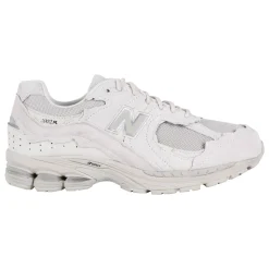 2002R Sneakers