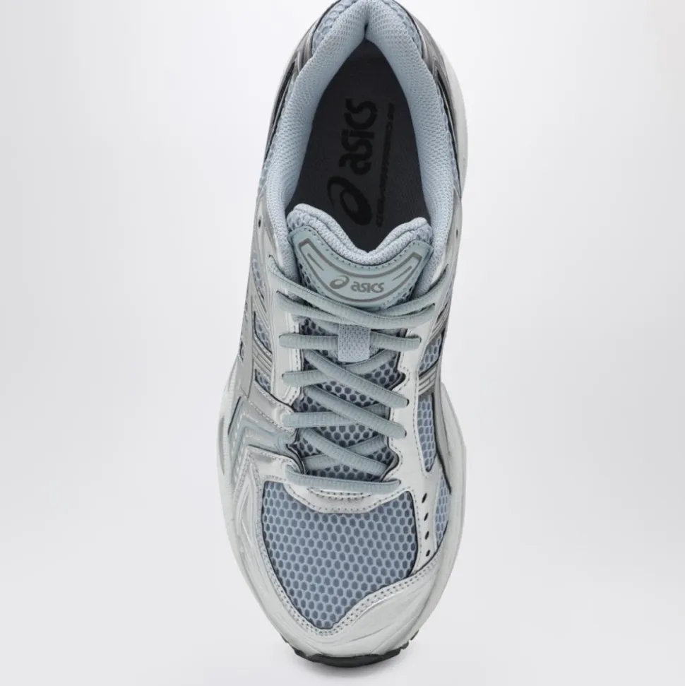 Running Shoes