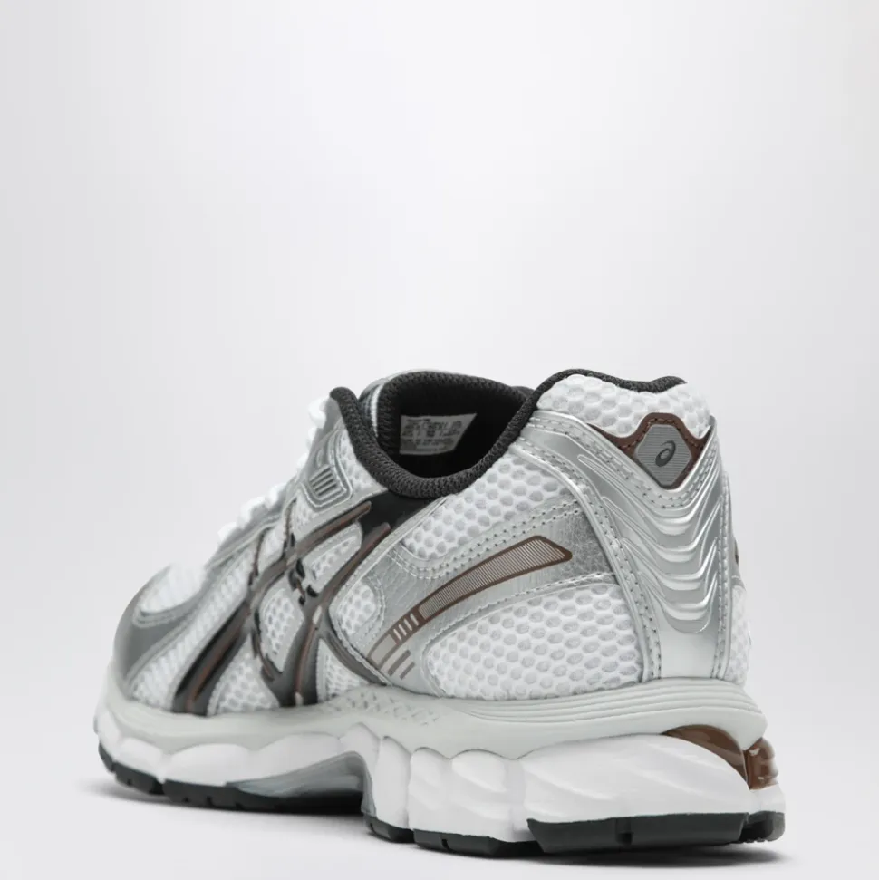 Running Shoes
