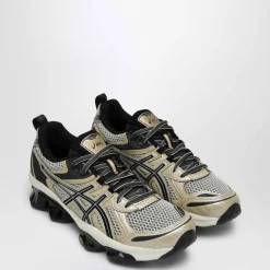 Running Shoes