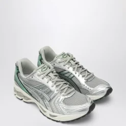 Running Shoes